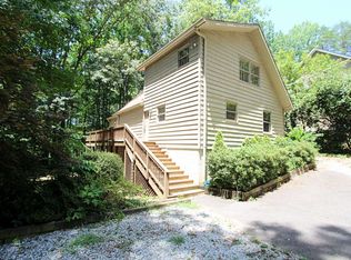 9050 Four Mile Creek Rd, Gainesville, GA 30506