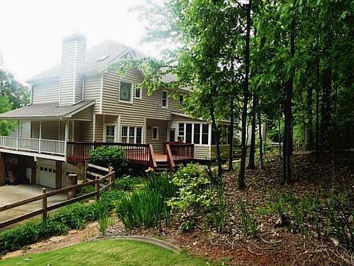 4th image of 1903 Rosewood Ln