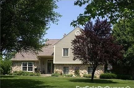 1st image of 9044 Dewberry Ct