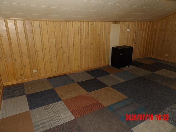 2nd image of 2035 D St #4