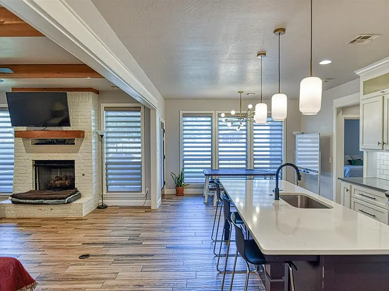 2325 Rivercross Ct — Photo 7