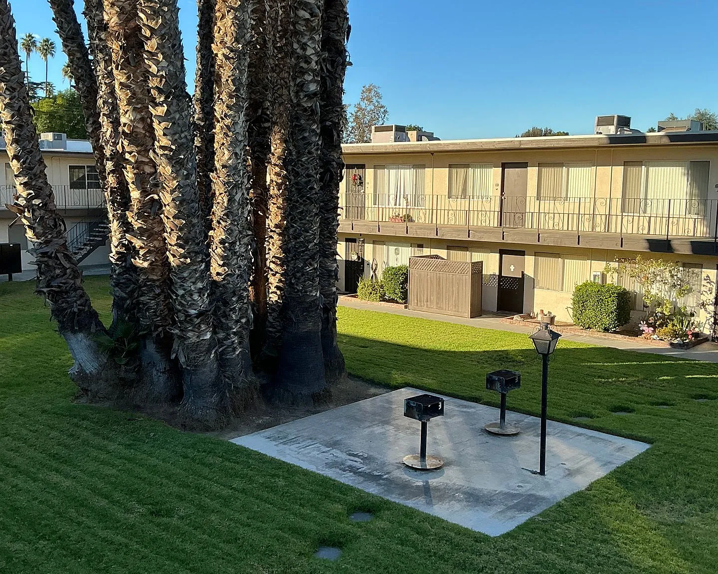 Casa Granada Apartments 46414645 Arlington Avenue, Riverside, CA 92504 — Photo 3