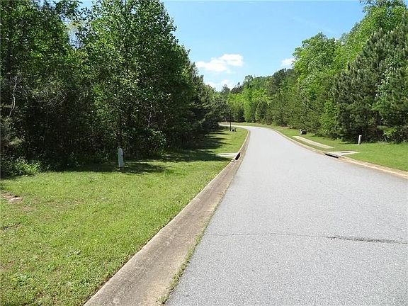 2nd image of 104 Carney Dr