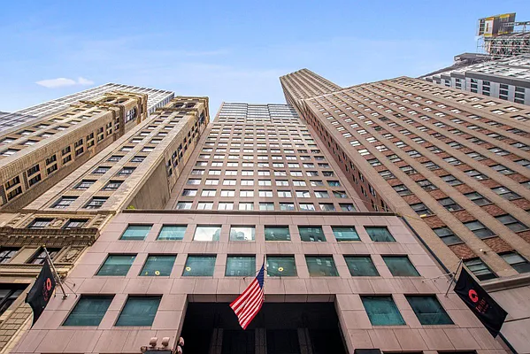 Sold by Level Group | media 9