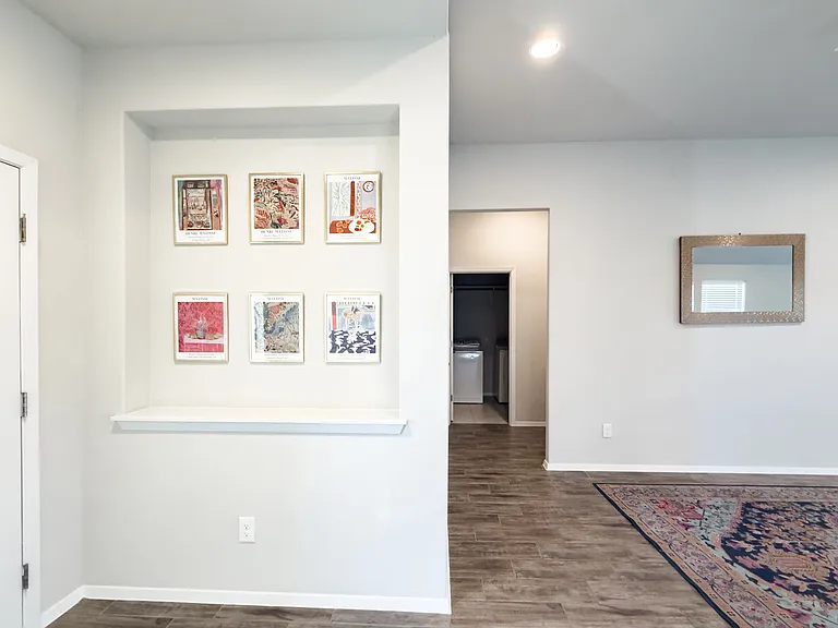 139 Lyndon Dr — Photo 2