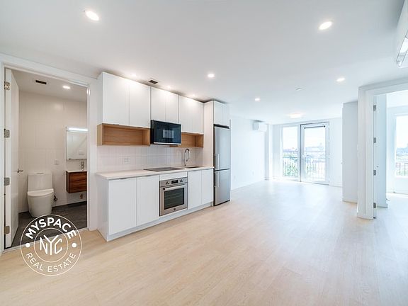 2nd image of 280 Meeker Ave #602
