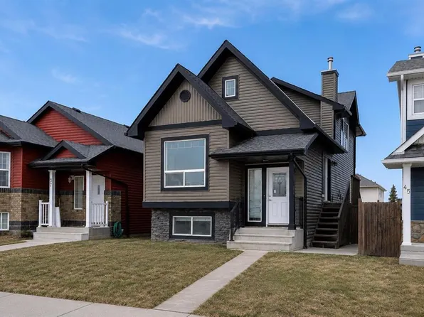 41 E Saddlefield Dr NE, Calgary, AB T3J 4Z9
