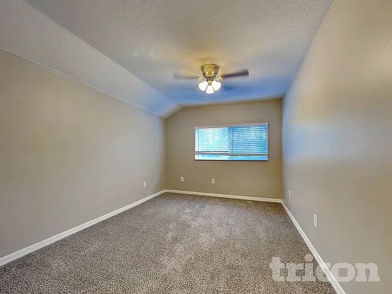 17437 Lawn Orchid Loop — Photo 10