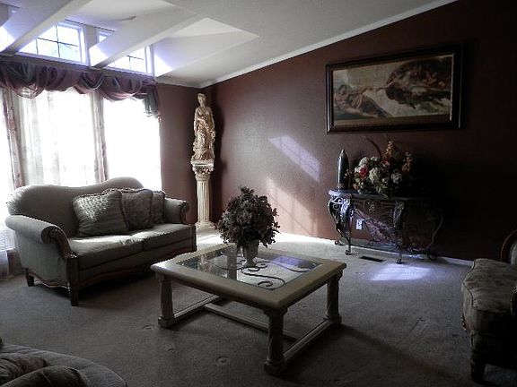 4th image of 2435 N Mercury Ave