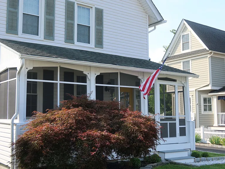 904 Arnold Ave — Photo 4