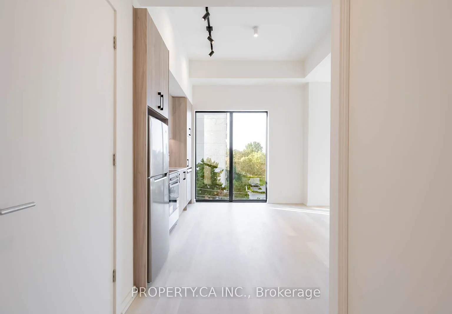 2 bed, $3,350 — Photo 1