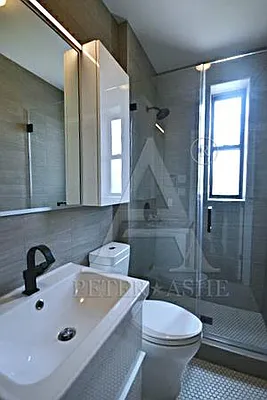 Rented by Peter Ashe | media 8