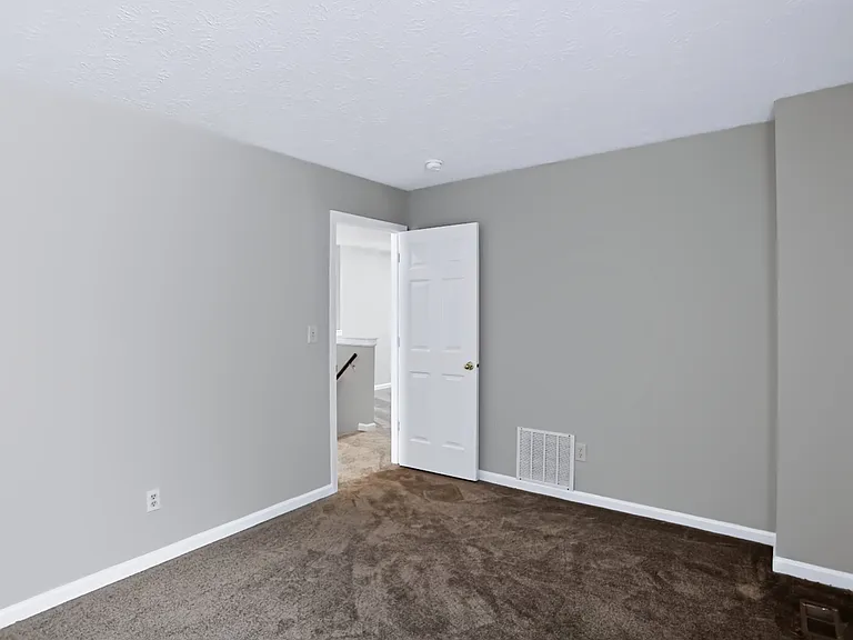 5439 Lake Boggs St — Photo 39