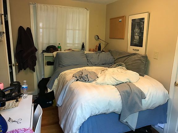 4th image of 14 Melrose St #2