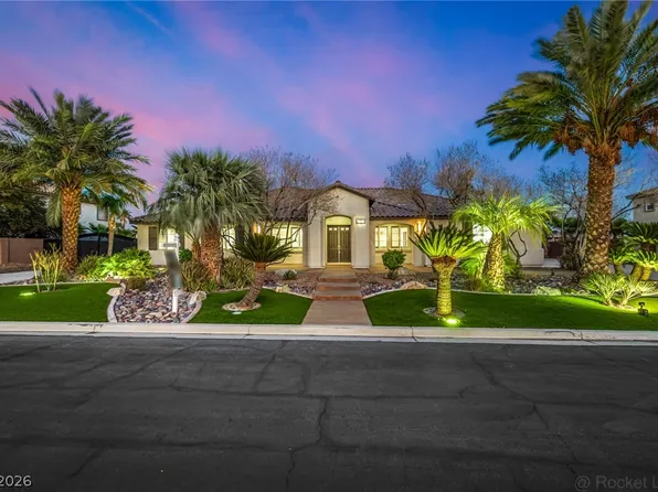 7840 Thunder Echo St, Las Vegas, NV 89131