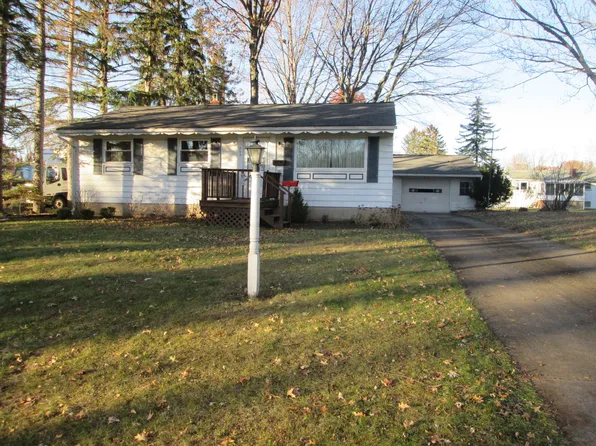 702 Ventura Dr, Youngstown, OH 44505