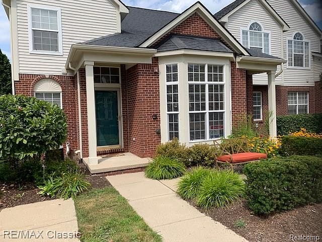 1st image of 34101 Emma Cir #1