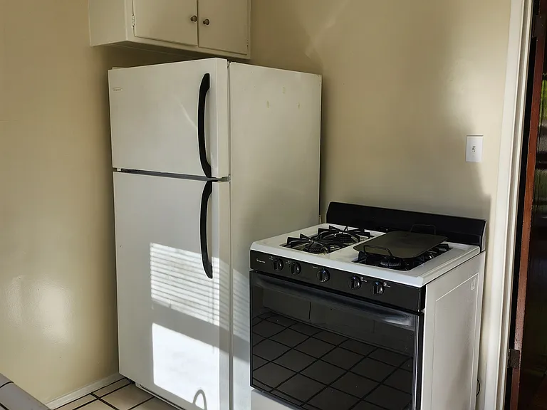 405 N Mentor Ave #2 — Photo 7