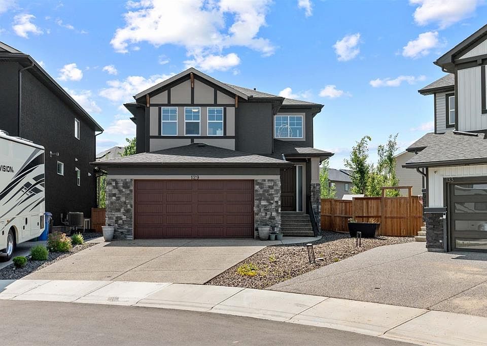 1st image of 129 SE Marina Ky