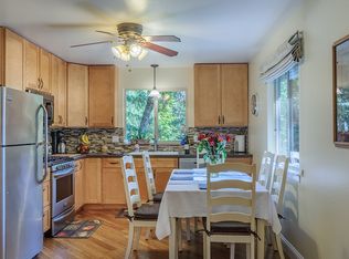 14127 Quaker Hill Cross Rd, Nevada City, CA 95959