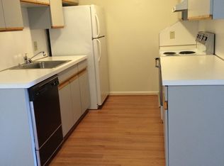 1562 Linwood St APT 207, Bethlehem, PA 18017