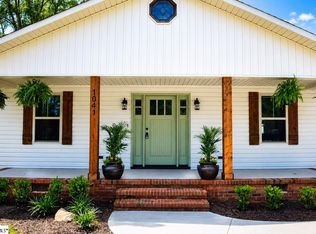 1041 Motlow School Rd, Campobello, SC 29322