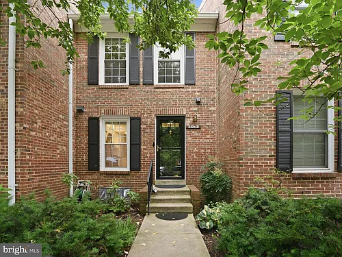 2424 S Walter Reed Dr #2 Photo 1