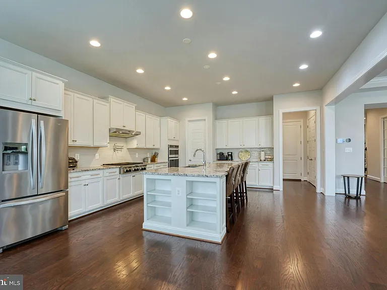 42046 Darlene Pl — Photo 8