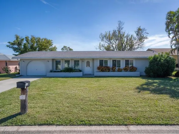 91 Caddy Rd, Rotonda West, FL 33947