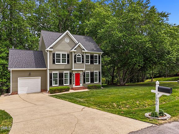 2nd image of 1700 Park Ridge Way