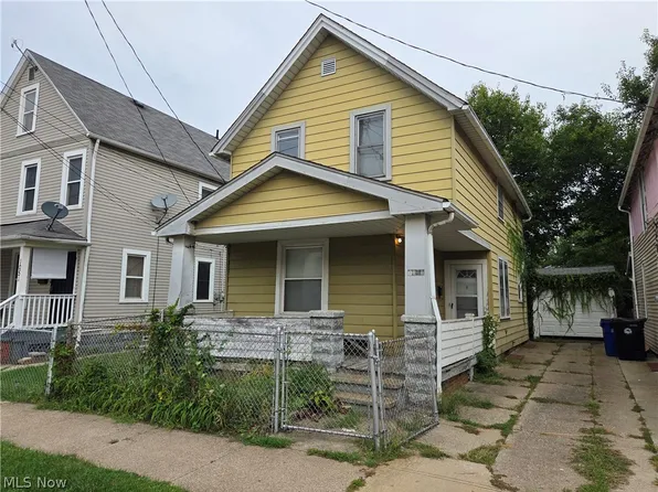 1055 E 68th St, Cleveland, OH 44103