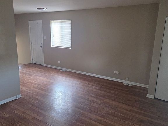 3rd image of 7514 S Winchester Ave