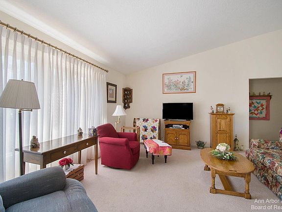 3rd image of 1524 Heather Vale Dr #49