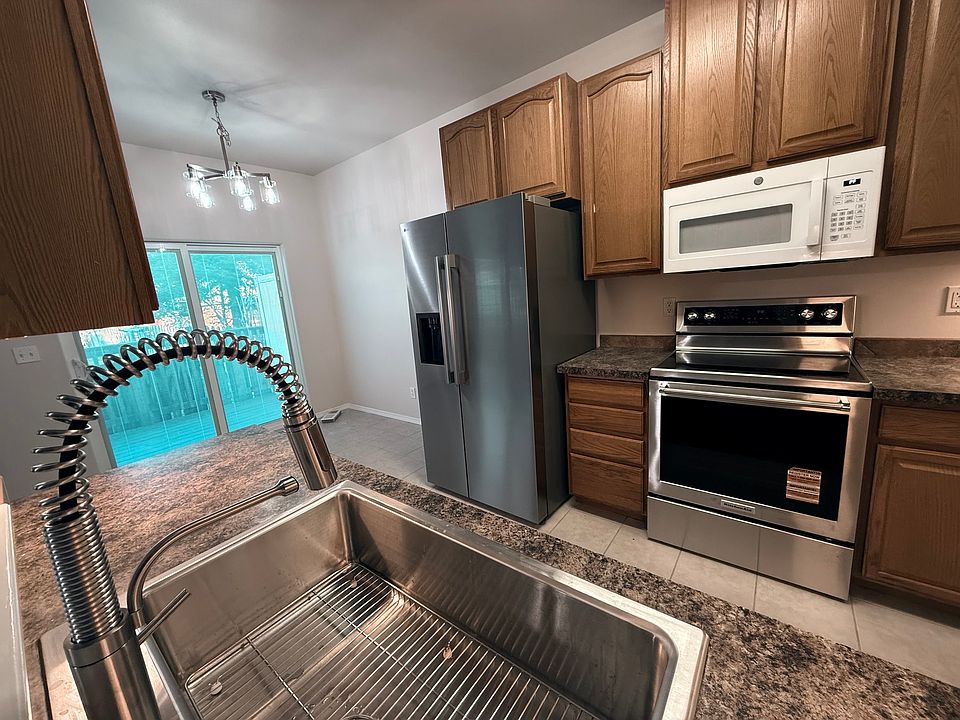 1st image of 908 S 48th Ave #2