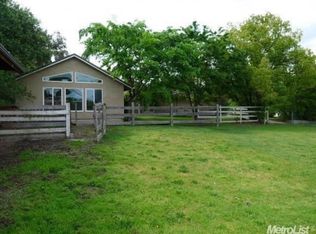 7044 Hazel Ave, Orangevale, CA 95662
