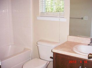 149 W Tahoe Dr, Savannah, GA 31405