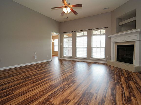 4th image of 4718 Carrington Blvd SE