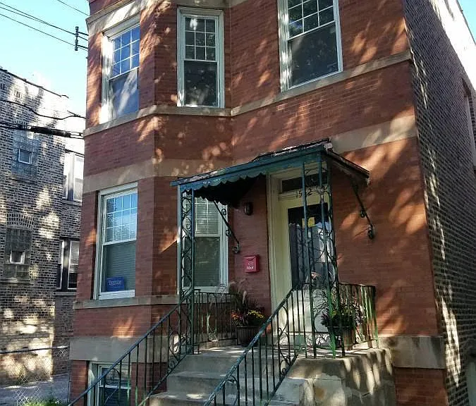 W Thome Ave — Photo 2