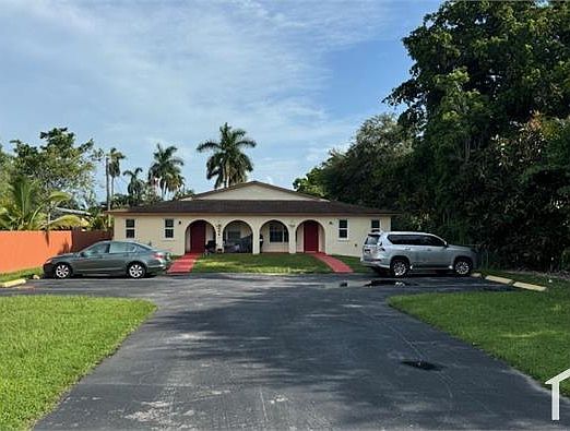 2nd image of 4063 SW 51st St #A