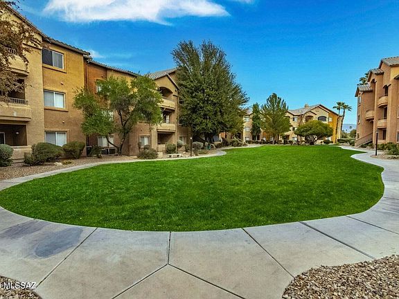 5th image of 5400 E Williams Cir #3108