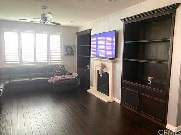 3rd image of 17997 Milkweed Ln