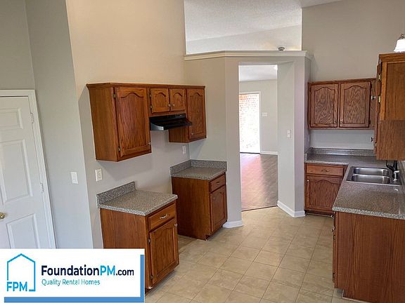 4th image of 5532 Kaitlyn Dr E