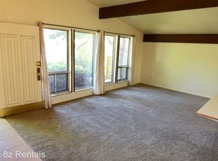 2975 S Willow St, Denver, CO 80231