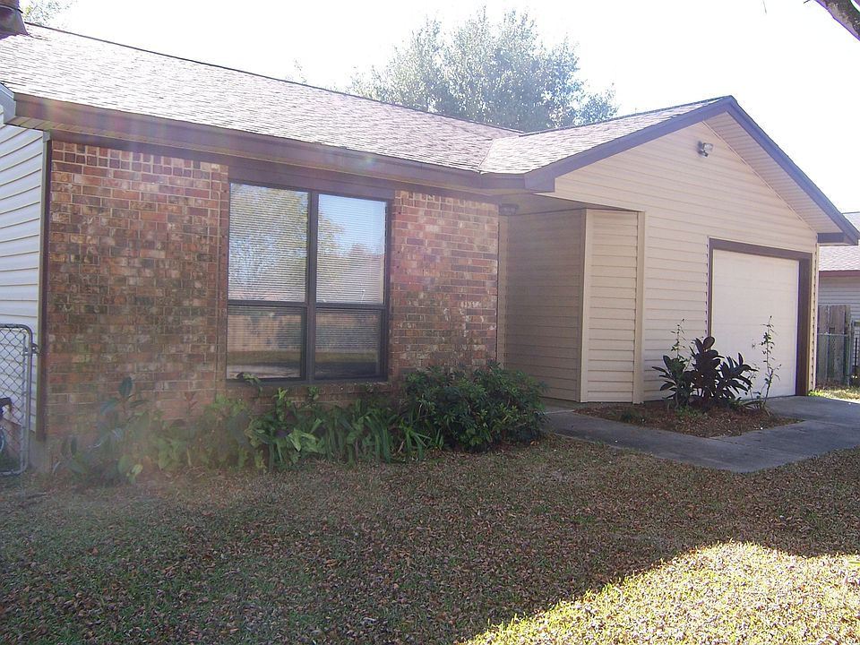 1st image of 2607 36th Ave N