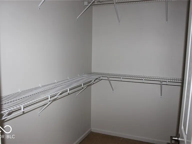 6255 Canterbury Dr — Photo 23