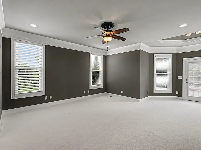 5280 Murray Ln — Photo 17