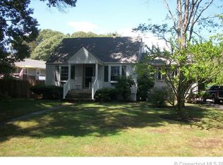 95 Oregon Ave, East Haven, CT 06512