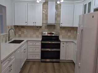 1239 Henderson Ave APT R, Sunnyvale, CA 94086