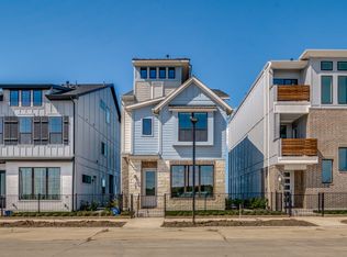 722 Resort Dr, Rowlett, TX 75088