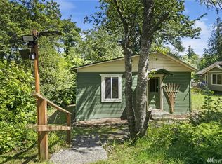 541 Farragut Ave N, Pt Orchard, WA 98366